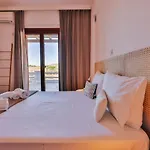 Mikra Bay Vineyard بيت للعطل Faneroméni