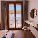Mikra Bay Vineyard بيت للعطل Faneroméni